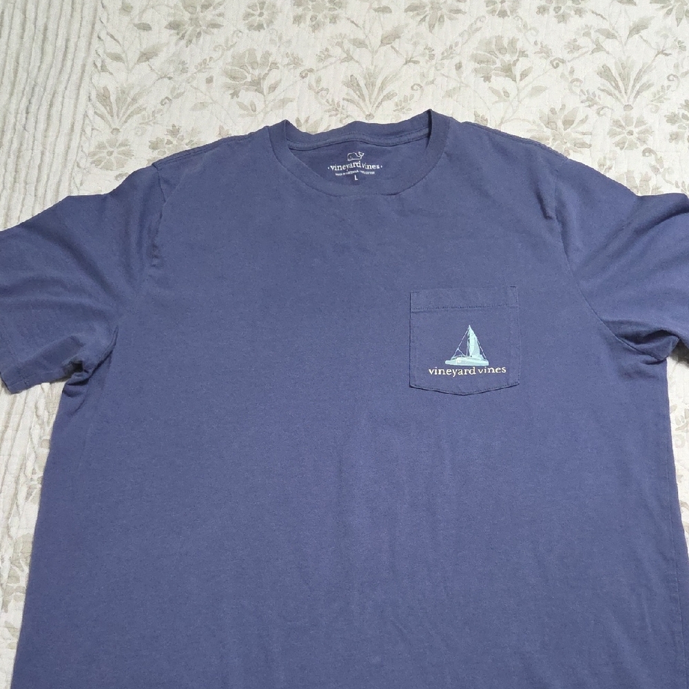 Vineyard Vines Men's Navy Tee with Pocket